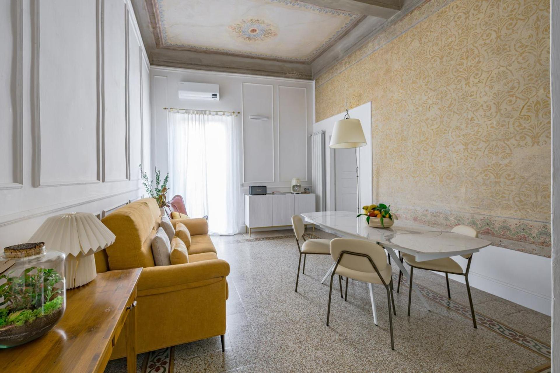 - Frescoes Elegance Appartamento *