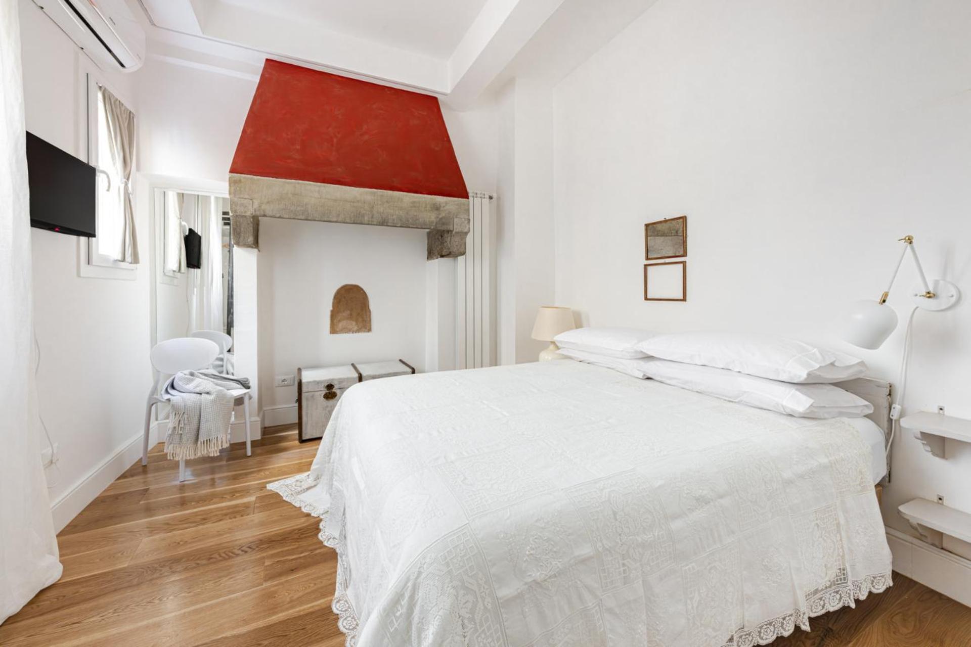 - Frescoes Elegance Firenze